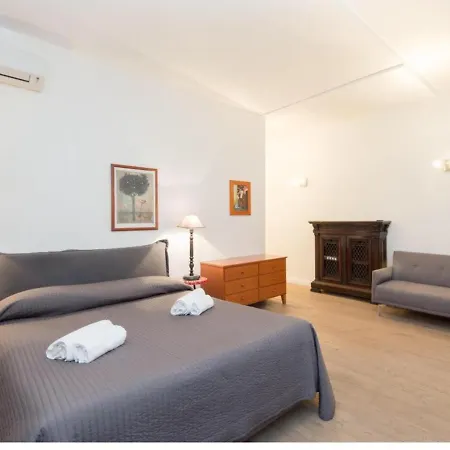 Apartment Natale Del Grande Flat Rom